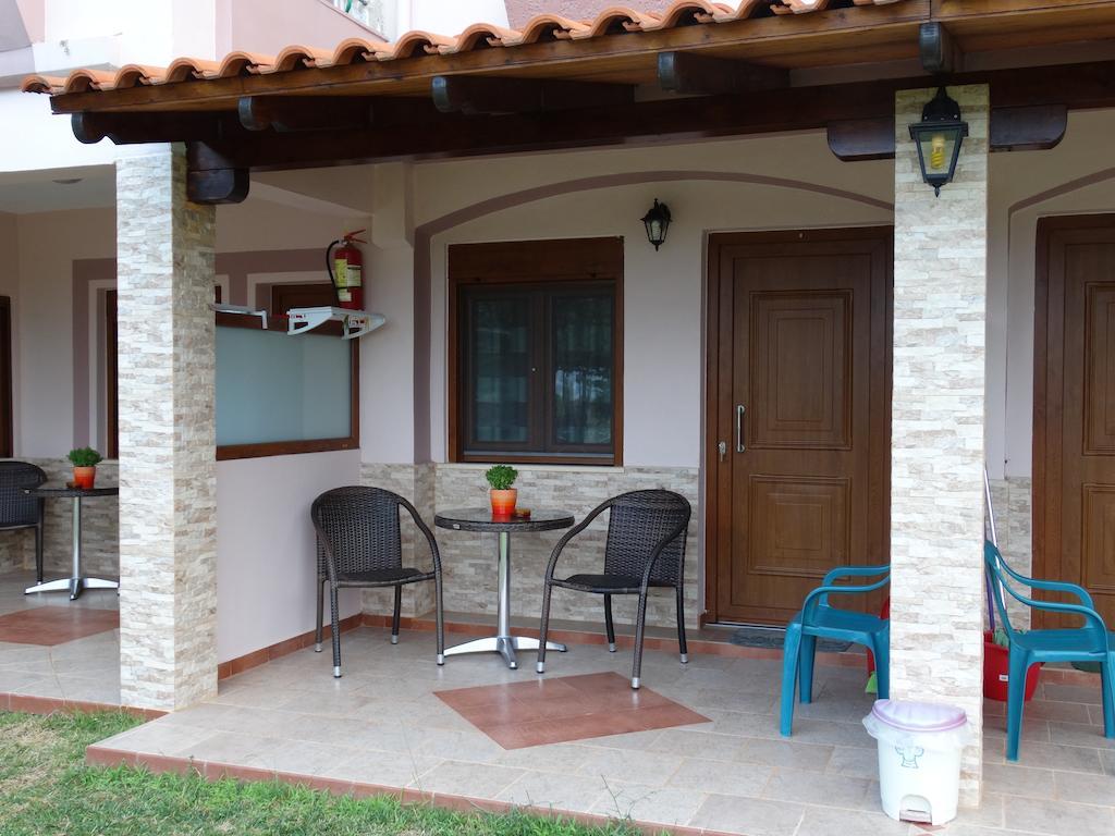 Villa Melina 1 Koinira Buitenkant foto